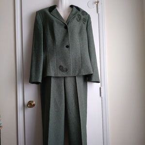 Judith Hart collection suit set